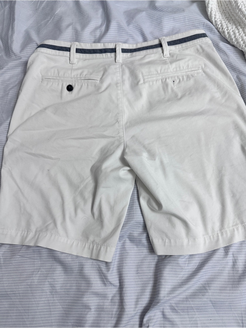 Express Men's Slim Shorts Size 33 - Picture 6 of 7